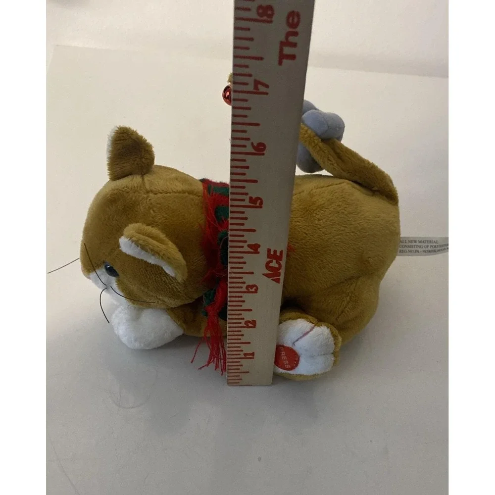 Vintage Pan Asian Creations Christmas Musical Cat with Mouse Tail Shakes